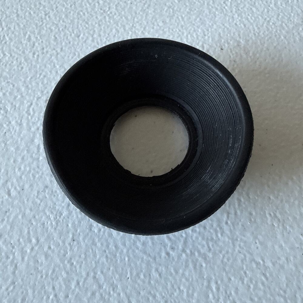 RUBBER EYE PIECE FOR CAMERAS